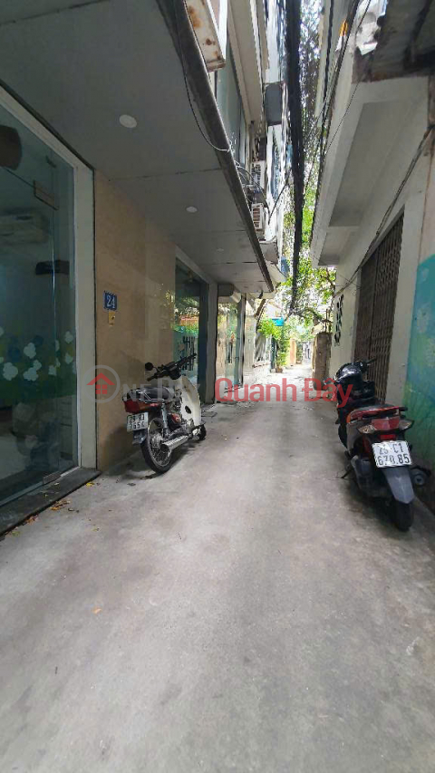 BEAUTIFUL HOUSE, READY TO MOVE IN - 3M WIDE IN FRONT OF HOUSE - ALLEY CAN DO SMALL BUSINESS - 30 STEPS AWAY FROM CARS TO AVOID AND PARKING. _0