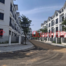 BIỆT THỰ 3 MẶT THOÁNG - SỔ ĐỎ 144M. MT 10M. 4 TẦNG TRƯỚC NHÀ Ô TÔ TRÁNH _0