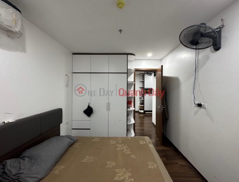 Property Search Vietnam | OneDay | Residential, Sales Listings | House for sale on Chien Thang street, Ha Dong. Red book 35m2 - 6 floors. Price is around 7 billion (Negotiable)