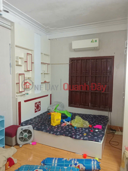 Property Search Vietnam | OneDay | Residential, Rental Listings | House for rent in Giai Phong, 4 floors x 23m2, 2 bedrooms, 7 million for family, group of up to 5 people