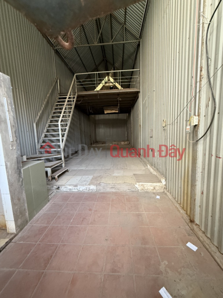 House for sale C4 right at Ngoc Thuy park, 61 square meter, more than 8 billion, negotiable. Contact 0936123469 Sales Listings