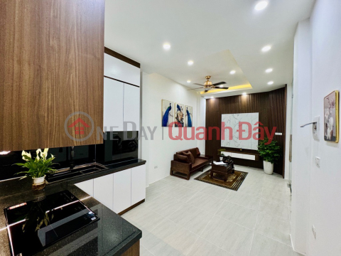 HOUSE FOR SALE IN DE LA THANH 40M*6T NEW CAR 6TY68 _0