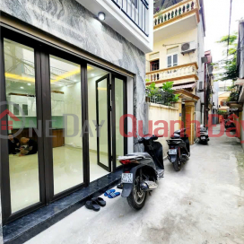 BÁN NHÀ RIÊNG TRUNG TÂM QUẬN LONG BIÊN PHỐ NGỌC THỤY 35M2, 5 TẦNG,NHỈNH 5 TỶ. _0