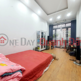 BEAUTIFUL HOUSE FOR SALE Ta Quang Buu Street - A Few Steps AVOID CAR - BRING VALY IN NOW _0