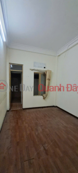 Lane 1295 Giai Phong 45m2 x 3 floors, 3 bedrooms, 3 bathrooms, 11 million\\/month Office, online business, family residence | Vietnam | Rental | đ 11 Million/ month