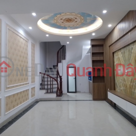 Bán nhà Trần Duy Hưng quận Cầu Giấy phố 35m 5 tầng 3 ngủ ngõ thông kinh doanh nhỉnh 5 tỷ lh 0817606560 _0