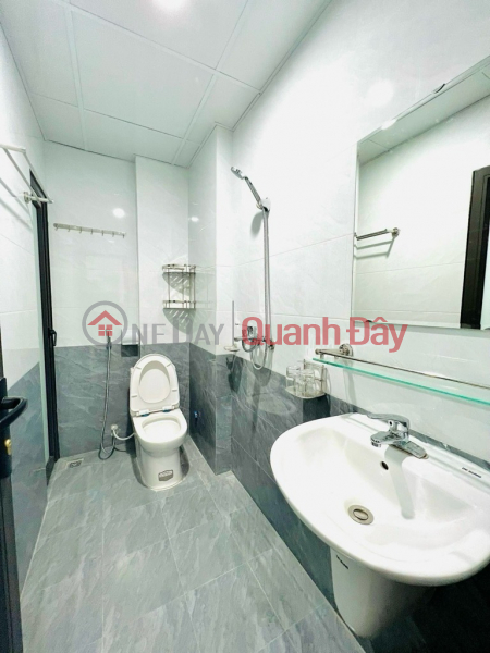 đ 13 Billion KINHKOONG NEW CASH FLOW HOUSE 10 FULLY FURNISHED ROOM - EXTREMELY BRIGHT ROOMS - 7 FLOORS WITH ELEVATOR Area 65M2 X