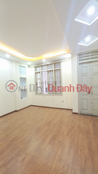 đ 5.95 Billion Beautiful house for sale on Khuong Dinh street Car park at gate 54m2 5 floors MT 5m only 5.95 billion.