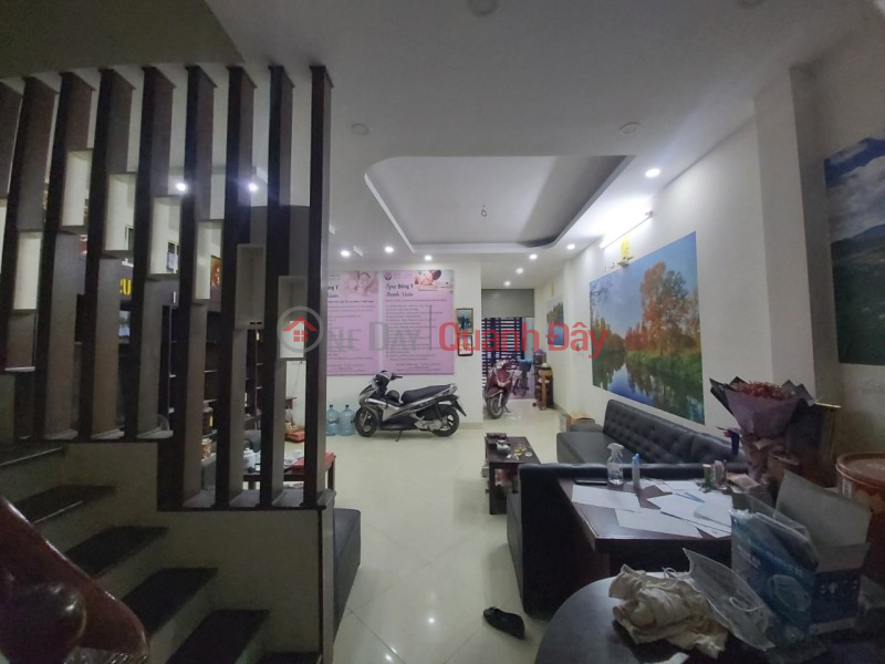 đ 6.4 Billion House for sale in Quan Nhan Thanh Xuan alley 45m, 5 floors, 2 open sides in front of the car house, avoid marginally 6 billion, contact 0817606560