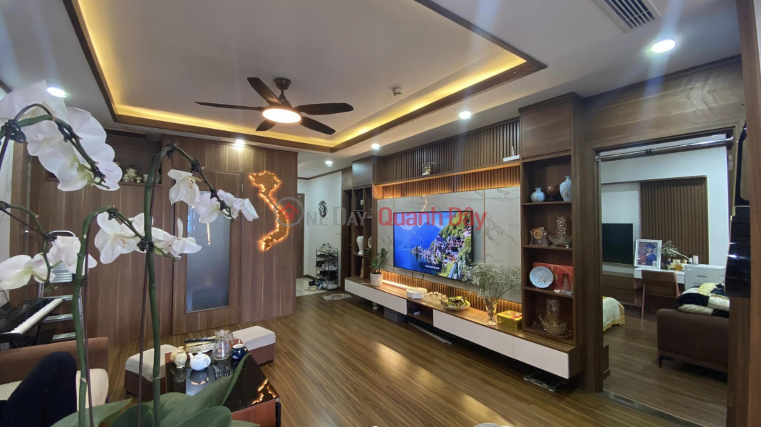 ANY PRICE ALSO SELL Golden Park Duong Dinh Nghe 3 bedroom apartment Full furniture, near US Ambassador 5.65 billion Sales Listings