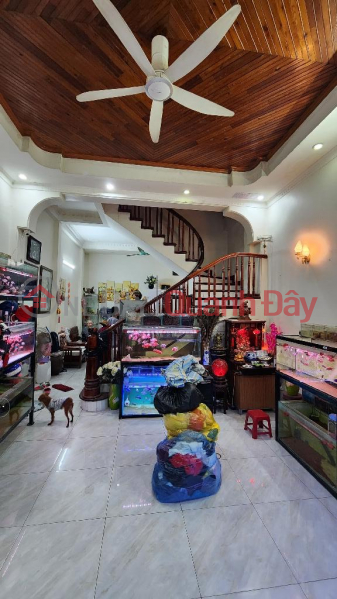 House for sale in Pham Van Dong, Cau Giay - Car - Business - Office - 70m x 4m MT - Approximately 10 billion Sales Listings
