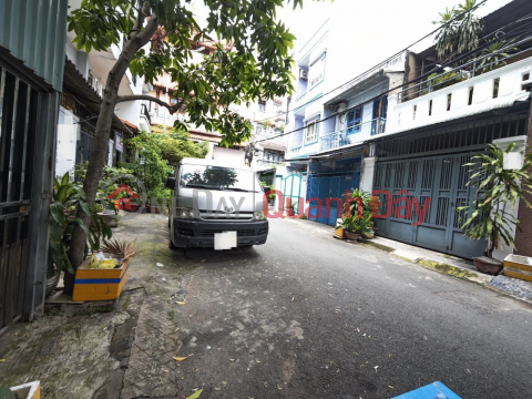 Bán nhà mặt phố 102m² - MT Nguyễn Thái Học, Tân Phú - 22 CHDV _0