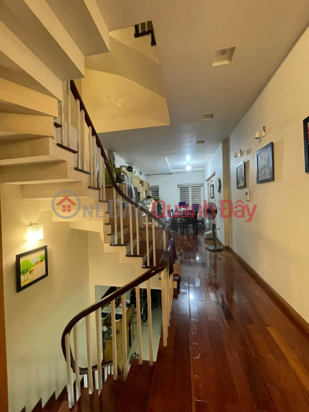 Property Search Vietnam | OneDay | Residential | Sales Listings Nice house to live in, Nguyen Ngoc Vu Street 42m2 X 5t, 4.9m wide, furnished with 5.45 billion.