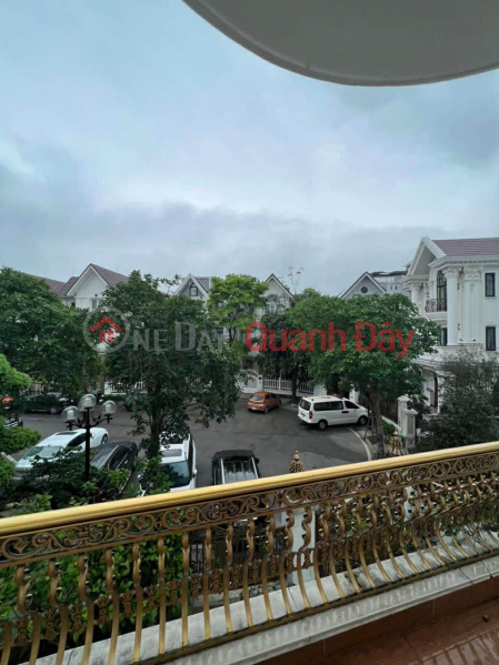 Property Search Vietnam | OneDay | Nhà ở Niêm yết bán | Biệt thự thượng lưu Vinhomes Riverside 206m x 4tầng, mặt tiền 15m, nội thất cao cấp, an ninh tuyệt đối