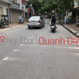 VIP LAND WITH HOUSE - DA TON - GIA LAM - WIDE ALLEY - CAR PARKING - TOP SECURITY<br \/><br \/> *S 62m2 $ <5 billion _0