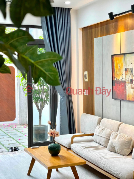 đ 6.95 Billion | SUPERB PROPERTY - 3-story house with 3 mezzanines on Nguyen Huy Tu Street - right next to the beach
