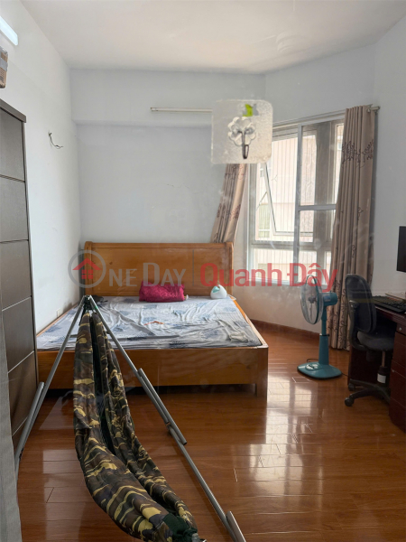 đ 7.6 Billion Apartment for sale in building N07.B3, Dich Vong New Urban Area, Cau Giay (facing Thanh Thai and Nguyen Van Huyen streets).