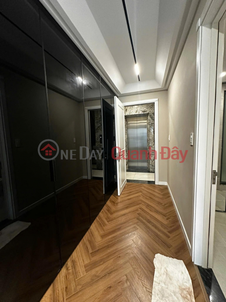 đ 15,5 tỷ | nhà đẹp 6 tầng phố Hồng Tiến, gara, thang máy, kinh doanh, nở hậu, full nội thất