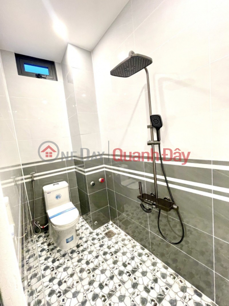 đ 6,1 tỷ, Bán nhà riêng mới đẹp vào ở ngay 3 tầng 50m2 ngay chợ Bình Đông 4pn wc riêng