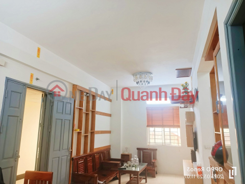 Bán CHCC Trần Bình, 65m2, 2 ngủ, Chỉ 2,45 tỷ, Lô góc, Ban công, Nội thất đẹp, Tiện ích đỉnh _0