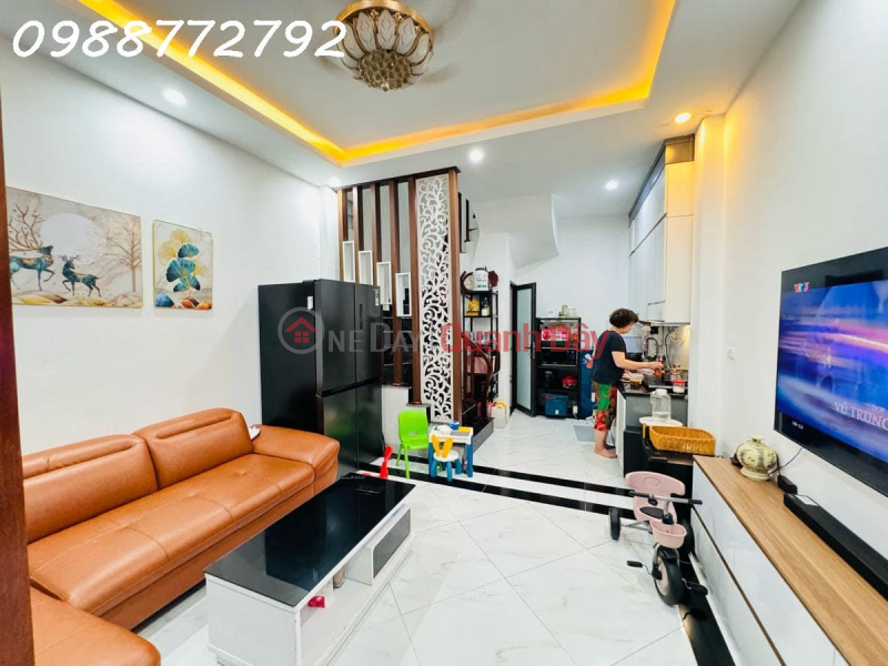 One of a kind, beautiful house on Truong Dinh, car parking, owner built it himself, ready to move in, 42m2*5 floors Sales Listings