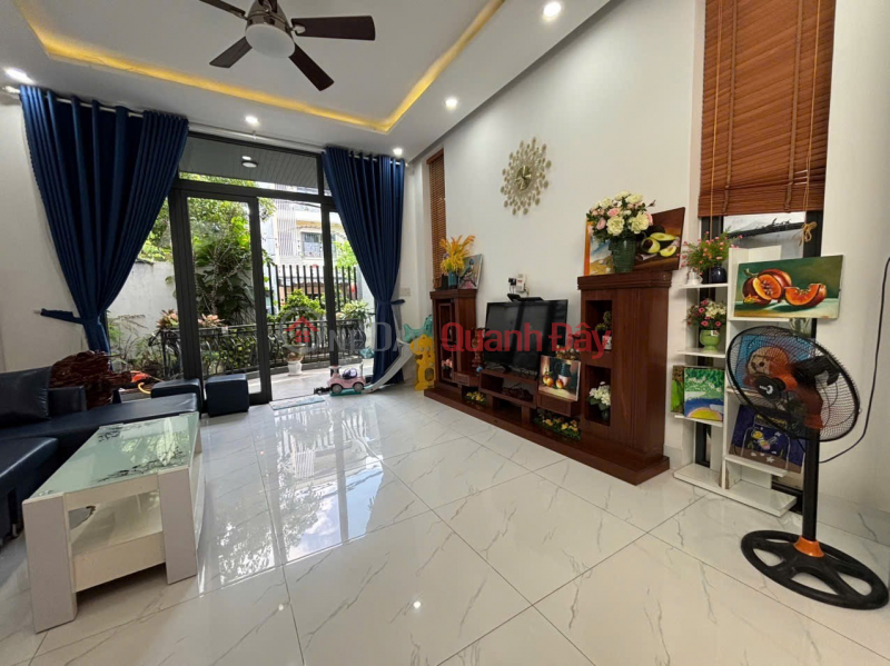 13,3 TỶ – BIỆT THỰ 3 TẦNG VEN SÔNG HÒA XUÂN – KIẾN TRÚC HIỆN ĐẠI, VỊ TRÍ ĐẮC ĐỊA TRÊN ĐƯỜNG TRẦN KIM XUYẾN Niêm yết bán