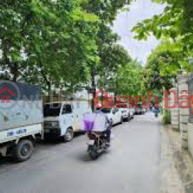 Selling 100m2 of land on Nguyen Phong Sac alley, 6m frontage, 2 sides of alley for cars to avoid and park _0