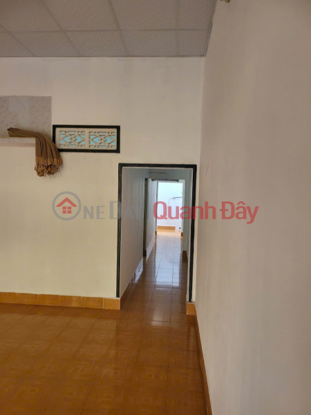 đ 1,98 tỷ | Bán ĐẤT TẶNG NHÀ - Vị Trí Đẹp KP Phú Bình, TT An Lộc, Huyện Bình Long - Bình Phước