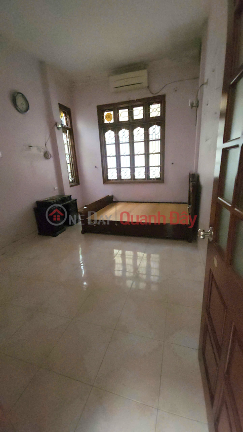 Cho thuê nhà nguyên căn Nguyễn Cao, Hai Bà Trưng, 4 tầng, 50m²/tầng, 5 ngủ, 4 VS. 13tr/tháng (CTL). _0