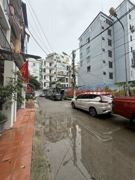 PHÂN LÔ VIP - Ôtô tránh Phố Trần Quốc Hoàn 90m/ 5Tầng/MT 8.4m 48 Tỷ, Dân trí cao Niêm yết bán
