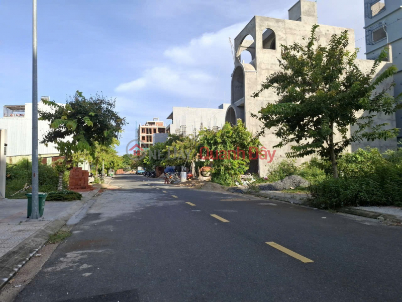 WITH ONLY 4 BILLION - OWN A LOT OF LAND WITH FRONTAGE IN TRU VAN THO, CAM LE | Vietnam | Sales | đ 4.05 Billion