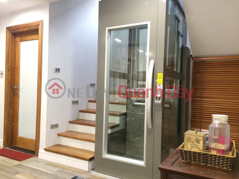 Cho thuê nhà chính chủ Mới căn góc 110m2x5T- KD, VP, Nguyễn Quý Đức-25tr _0