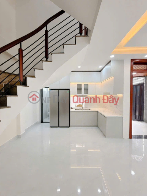 Corner house with two street frontages, car accessible alley on Nguyen Thi Thap street, 6 rooms, over 9 billion VND, right next to Lotte Mart. _0