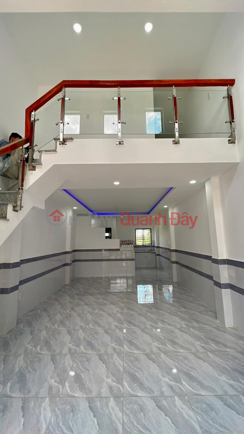 CENTRAL HOUSE IN BINH TAN DISTRICT - 40M2 - 1 GROUND AND 1 HALF - BEAUTIFUL NEW HOUSE RIGHT NOW PRICE ONLY 2 BILLION 8 _0