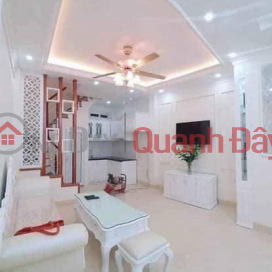 FAMILY NEEDS TO SELL A 4-STORY HOUSE WITH MODERN DESIGN 30M TO A CAR IN KHUONG TRUNG THANH XUAN STREET, HANOI. _0