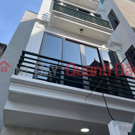 HOUSE FOR SALE IN DONG NGAC - BAC TU LIEM; AREA 33M2, FRONTAGE 5.5M, 5 FLOORS - PRICE OVER 5 BILLION - FOR RESIDENCE OR BUSINESS _0