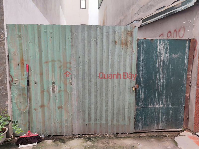 Land for sale in lane 201 Phuc Loi, 38m wide, car can access the land, only over 4 billion, negotiable. Contact 0936123469 Vietnam, Sales, đ 4.7 Billion