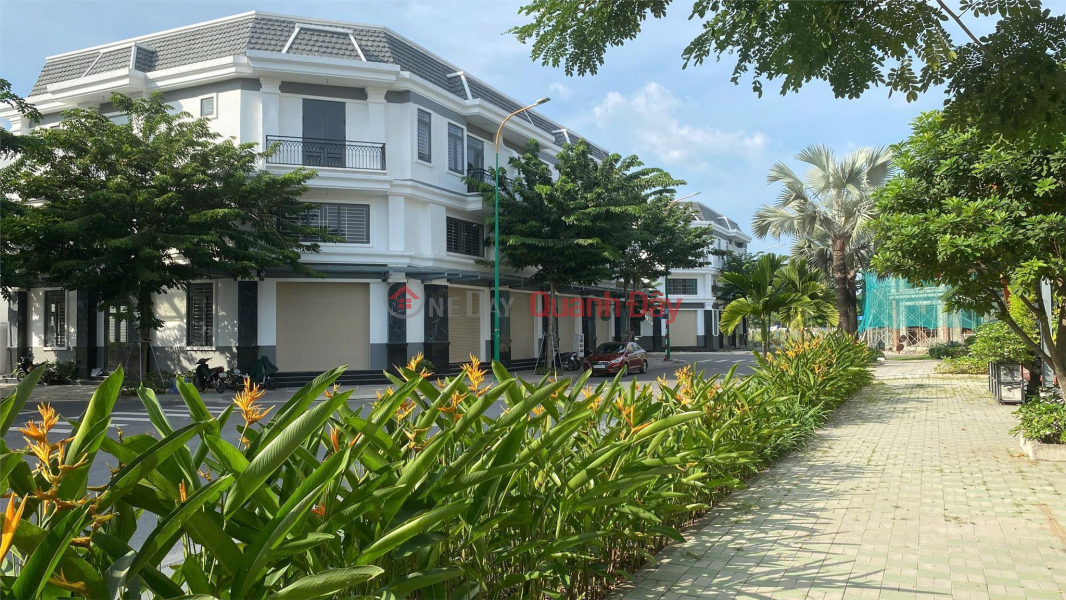 Property Search Vietnam | OneDay | Residential, Sales Listings | Hoa Loi Commercial Townhouse, Ben Cat - Opportunity to Receive Many Attractive Gifts on the Occasion of New Year 2025