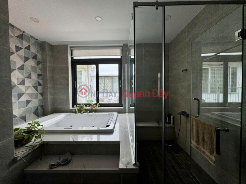 đ 33 Billion, BEAUTIFUL HOUSE - GOOD PRICE FOR QUICK SALE Frontage House 113 Street No. 2, Riverside Residential Area, Tan Phong Ward, District 7, HCMC