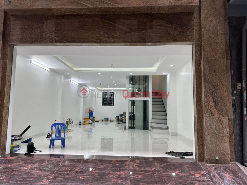 House for sale, car parking at the door, Hoang Quoc Viet, 60m2\\/ 6 floors, elevator, frontage 5.1m, 26.5 billion, new and beautiful, Vietnam, Sales đ 26.5 Billion