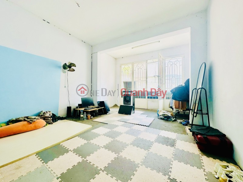 House for sale with 2 street fronts, nice location on 3\\/2 Street, District 10, 82m2, 2 floors, cheap price Vietnam, Sales | đ 30 Billion