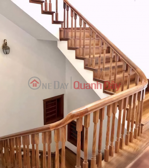 Cho thuê nhà, THANG MÁY, 80m2_ 5T; Nguyễn Thị Định, Hoàng Ngân -35 tr _0