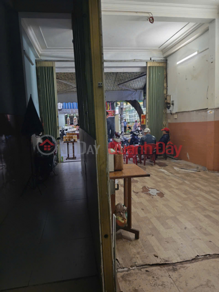 ► MT Hoàng Diệu, 75m2, ngang 4.8m, 2 tầng, gần Chợ Mới, kd cực tốt 14.x tỷ, Việt Nam Bán, đ 14,6 tỷ