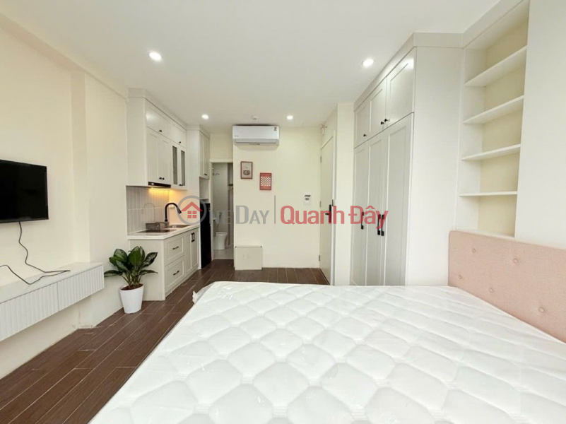 Hoang Hoa Tham Street, 78m x 8 floors, elevator, 17 rooms, air conditioning, 18.5 billion VND - car access within 30m, connecting alley. Sales Listings