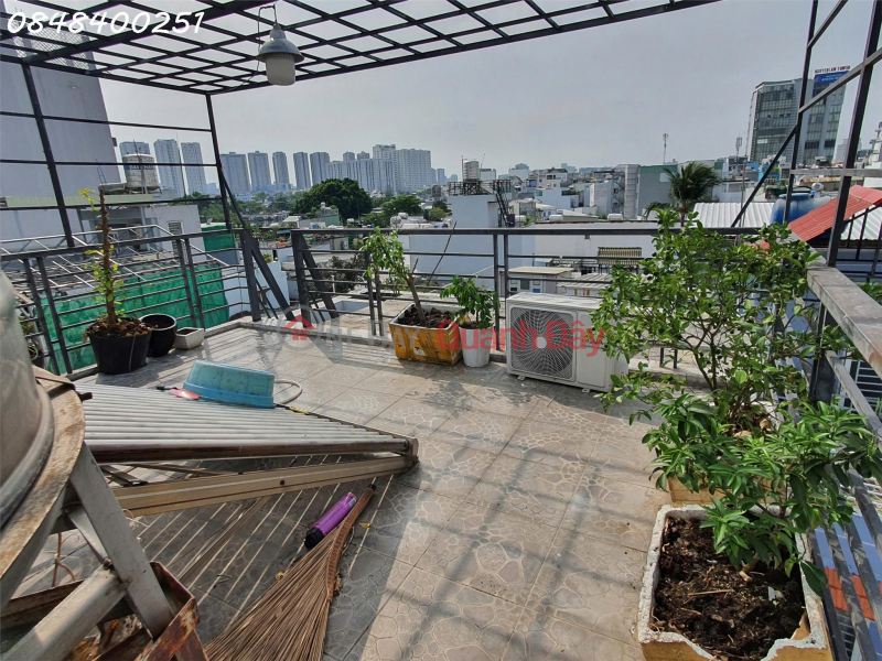 đ 11 Million/ month, Beautiful house for rent, 1 ground floor and 3 upper floors, Chanh Hung ward, Ho Chi Minh City, area 31.5m2, price 11 million VND\\/month.