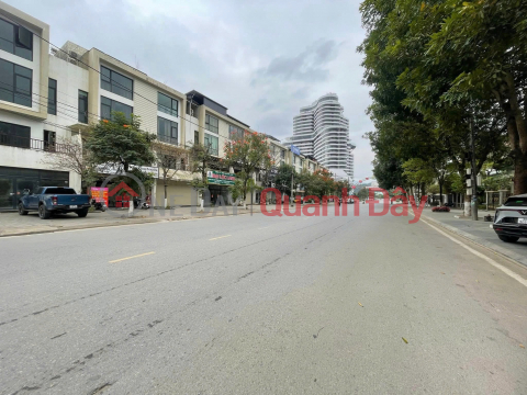 SUPER HOT PROPERTY - BEAUTIFUL HOUSE WITH TWO STREET FRONTAGES - Owner Selling House on Vo Nguyen Giap Street, Lao Cai City _0