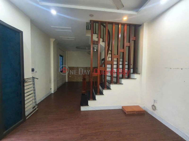 Huyền kỳ phú lãm hà đông _ 40m _ô tô qua nhà _ ngõ thông _vị trí vô cùng đắc địa _đông dân _ gần chợ Niêm yết bán