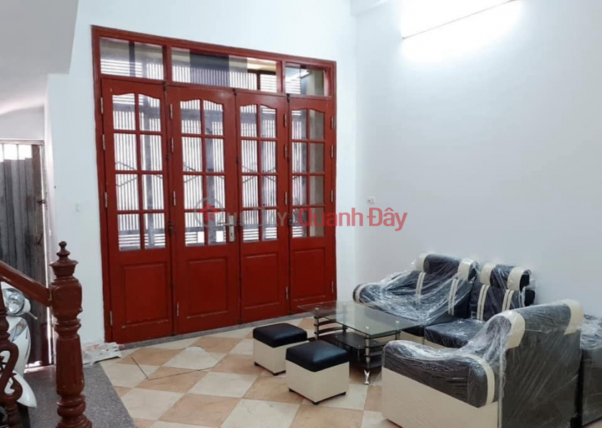 HOUSE FOR RENT ON DINH CONG LANE, HOANG MAI, 2.5 FLOORS, 42M, PRICE ONLY 7.5 MILLION, PRIORITY FOR YOUNG, LONG TERM, RESIDENTIAL FAMILIES Rental Listings