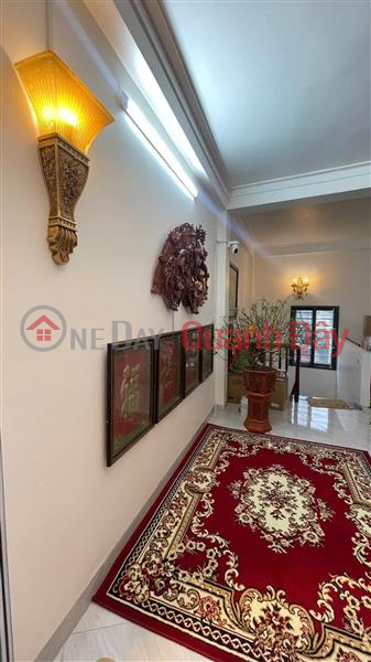 đ 6.56 Billion HOUSE FOR SALE AT 300 NGUYEN XIEN-TRIEU KHUC-5 FLOORS-CAR-2 OPEN-PRICE 6.56 BILLION