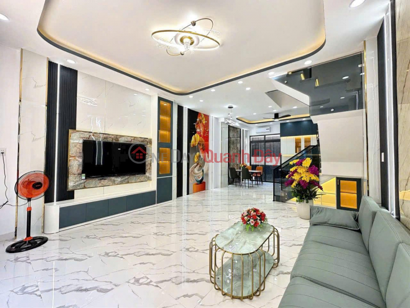 House located in a high-class residential area for government officials, 4 floors, alley accessible by car, slightly over 8 billion VND. Sales Listings